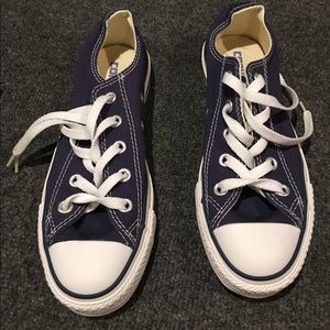 Navy converse